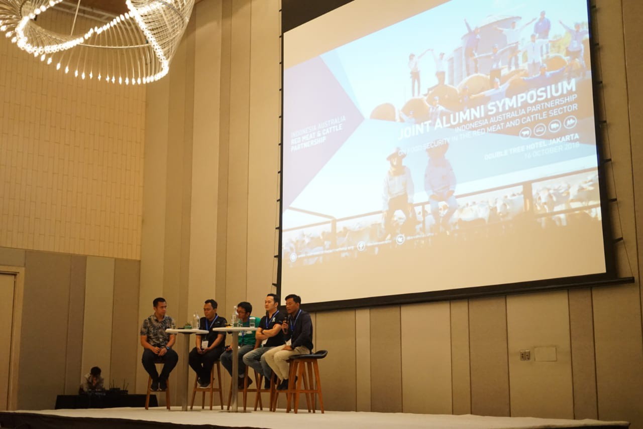 Kelima panelis berbagi inspirasi tentang inovasi berbasis teknologi sebagai solusi-solusi baru di sektor peternakan dan pertanian di Indonesia.